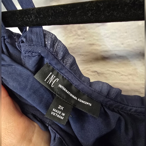 NWT INC International Concepts Plus Size Cold Shoulder Blouse Indigo Sea 3X - Picture 6 of 6